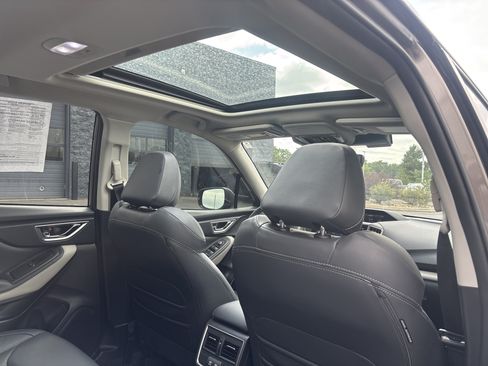 Certified 2024 Subaru Forester Limited w/ Convenience Package AWD/4WD image 6