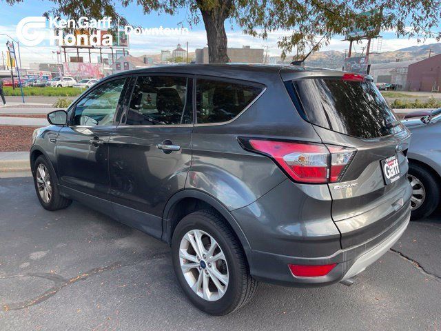 Used 2017 Ford Escape SE AWD/4WD image 1