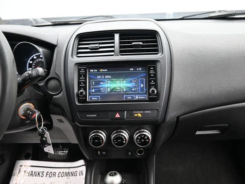 Used 2023 Mitsubishi Outlander Sport ES image 16