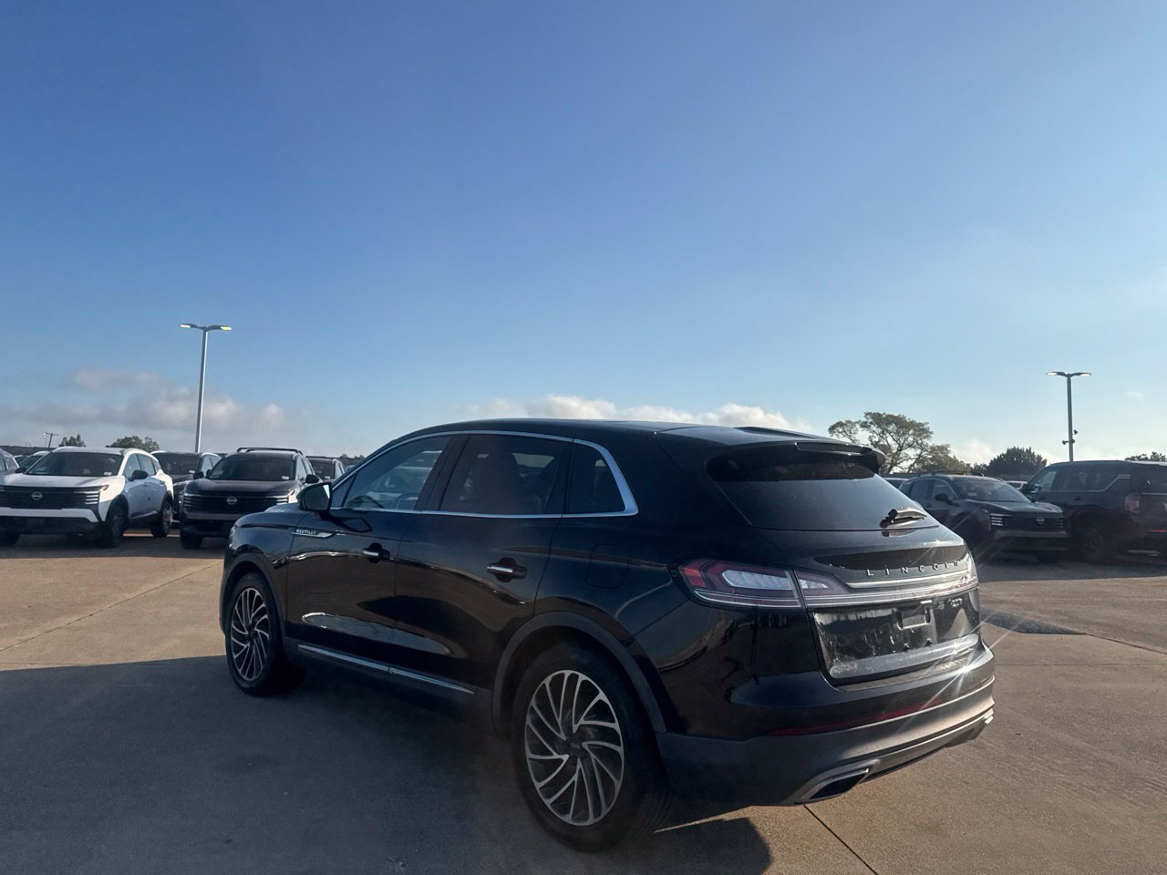 Used 2019 Lincoln Nautilus Reserve w/ Cargo Utility Package FWD image 21