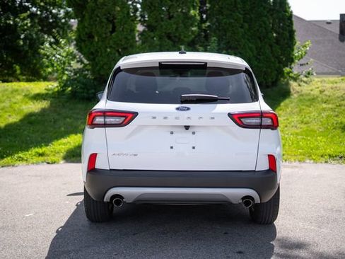 Used 2024 Ford Escape Active FWD image 6