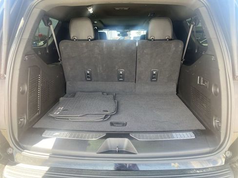 Used 2023 GMC Yukon XL Denali AWD/4WD image 27