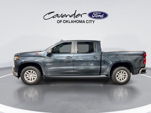 Used 2020 Chevrolet Silverado 1500 LT w/ Texas Edition image 5