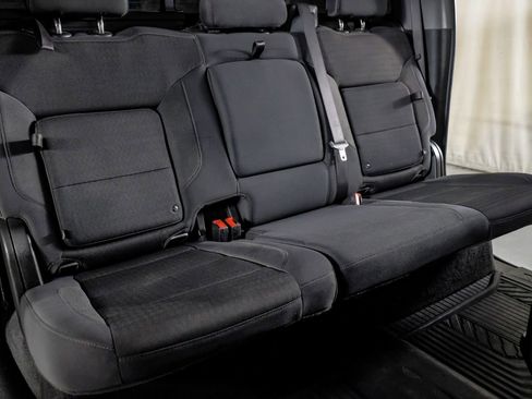 Used 2024 Chevrolet Silverado 2500 LT w/ Safety Package image 31