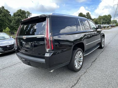 Used 2019 Cadillac Escalade ESV Premium Luxury w/ LPO, Radiant Package RWD image 4