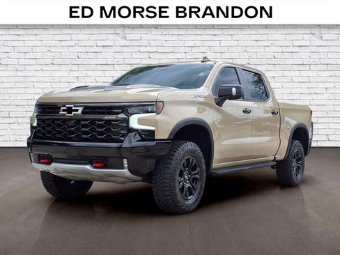 Used 2022 Chevrolet Silverado 1500 ZR2 w/ Technology Package AWD/4WD image 1