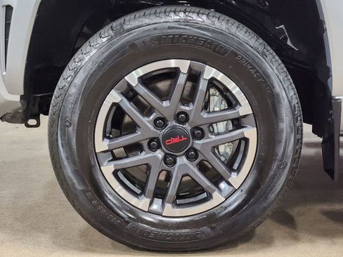 Used 2024 Toyota Tacoma TRD Sport RWD image 28