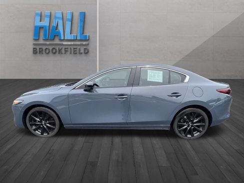 Used 2023 MAZDA MAZDA3 s FWD image 2