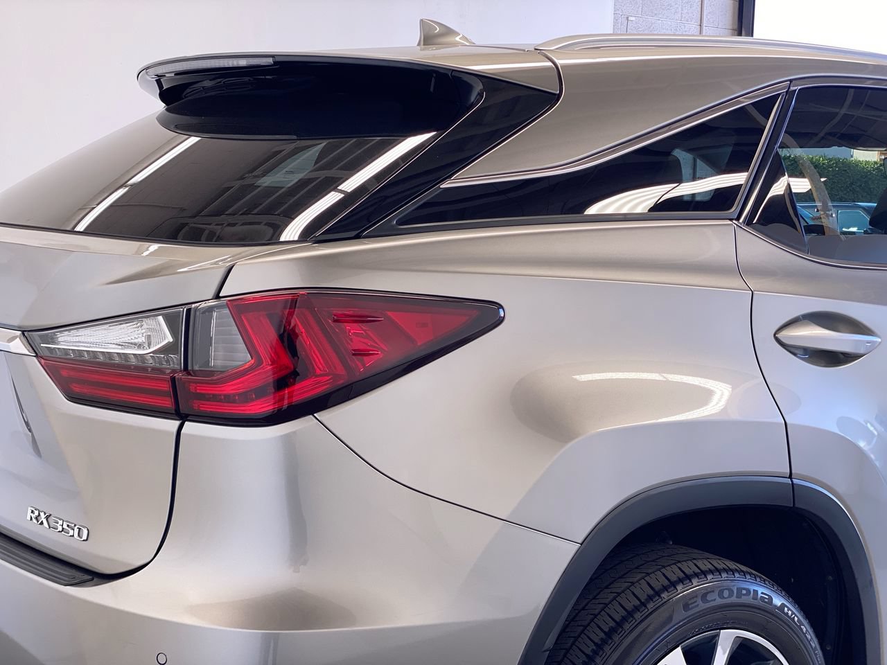 Used 2022 Lexus RX 350 FWD w/ Premium Package image 10