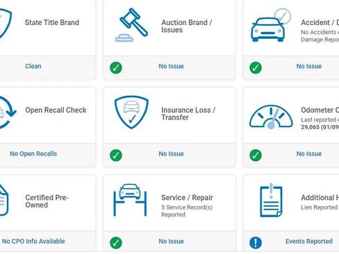 Used 2022 Toyota Corolla SE w/ SE Preferred Package image 24