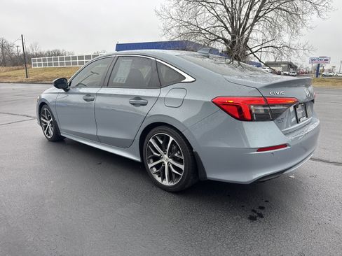 Used 2024 Honda Civic Touring image 11