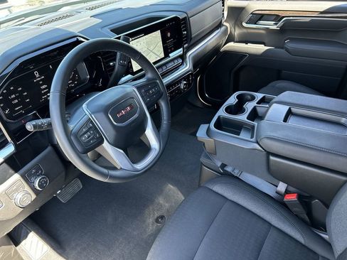 Used 2026 GMC Sierra 1500 Elevation w/ Elevation Select Package AWD/4WD image 10