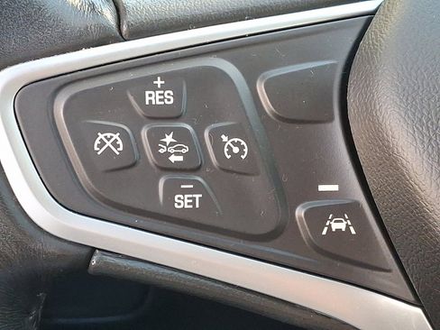 Used 2022 Chevrolet Equinox LT image 21