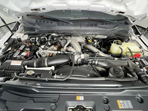 Used 2022 Ford F250 Lariat w/ Lariat Ultimate Package AWD/4WD image 30