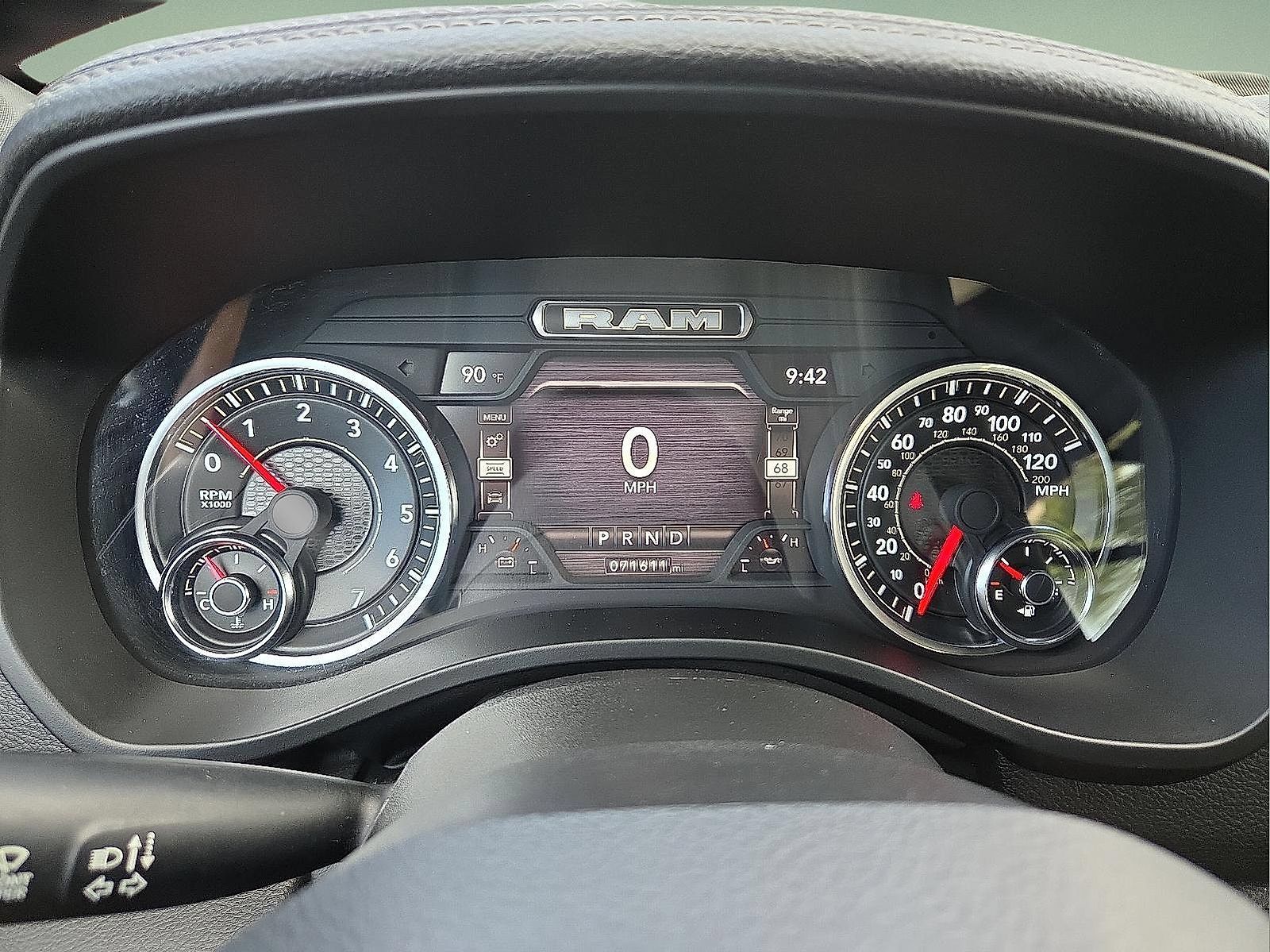 Used 2023 RAM 1500 Laramie AWD/4WD image 23
