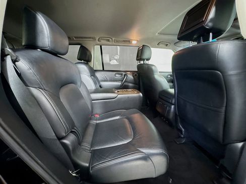 Used 2017 INFINITI QX80 2WD w/ Driver Assistance Package image 36