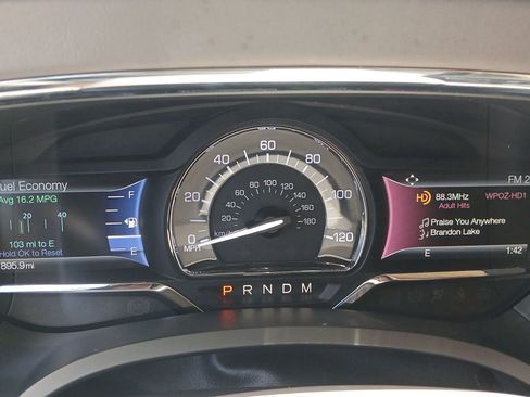 Used 2017 Lincoln Navigator L Reserve image 33