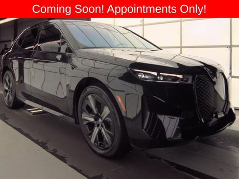 Used 2024 BMW iX xDrive50 w/ Premium Package AWD/4WD image 1