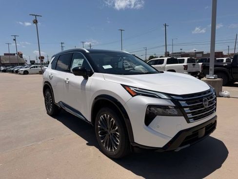 New 2026 Nissan Rogue Platinum w/ Platinum Premium Package AWD/4WD image 3