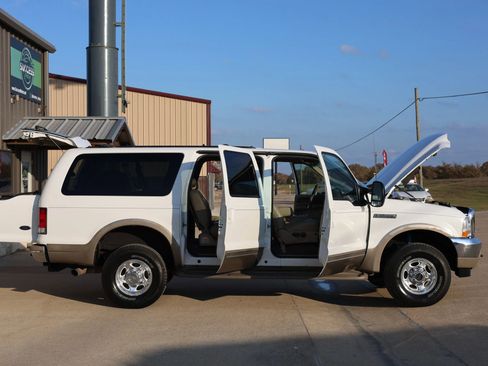 Used 2001 Ford Excursion Limited image 21