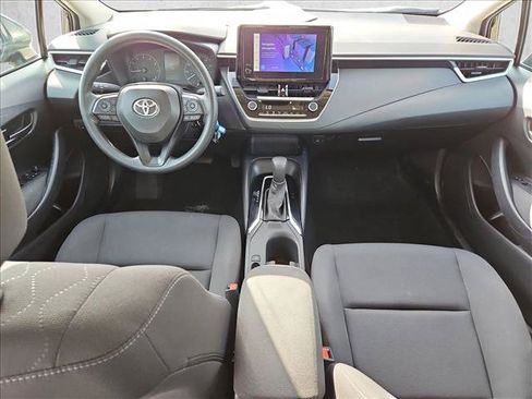 Used 2024 Toyota Corolla LE FWD image 17