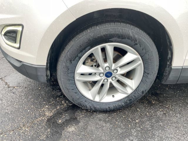 Used 2015 Ford Edge SEL w/ Equipment Group 201A FWD image 8