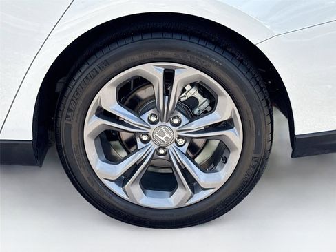 Certified 2024 Honda Accord EX image 34