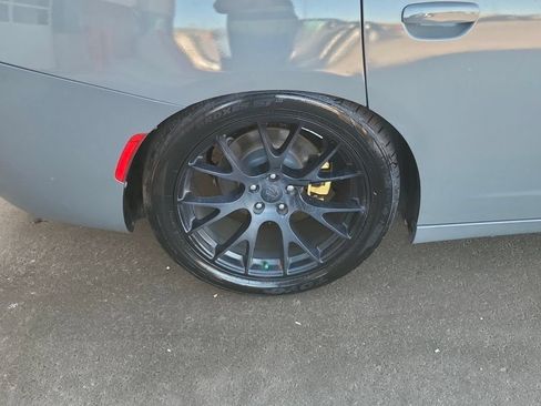 Used 2018 Dodge Charger SXT Plus RWD image 8