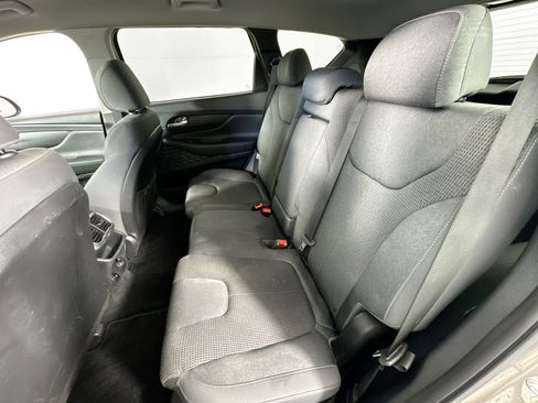Used 2020 Hyundai Santa Fe SE image 20