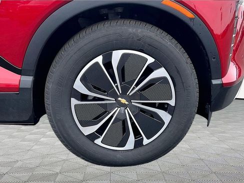New 2025 Chevrolet Blazer EV LT w/ Super Cruise Package image 15