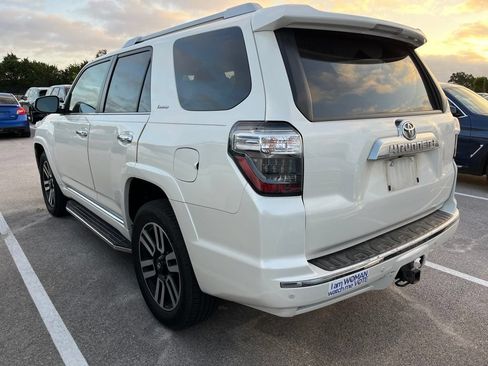 Used 2015 Toyota 4Runner Limited AWD/4WD image 4