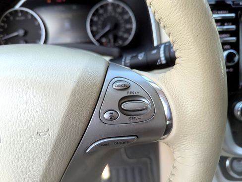 Used 2016 Nissan Murano Platinum w/ Platinum Technology Package image 18