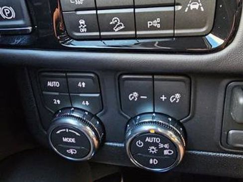 New 2026 GMC Yukon XL AT4 Ultimate image 42