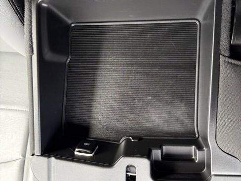 Used 2022 RAM 3500 Tradesman w/ Chrome Appearance Group image 26