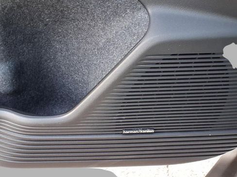 New 2026 Subaru Outback Touring XT image 31