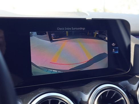 Used 2023 Mercedes-Benz GLA 250 image 18