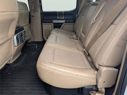 Used 2015 Ford F150 Lariat image 33