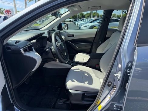 Certified 2024 Toyota Corolla Cross L FWD image 10