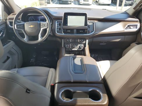Used 2023 Chevrolet Suburban LT RWD image 17