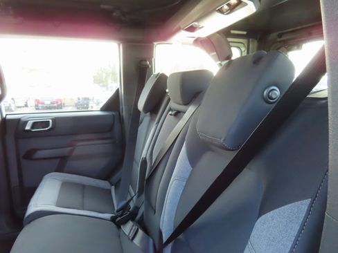 New 2025 Ford Bronco 4-Door w/ Sasquatch Package image 17