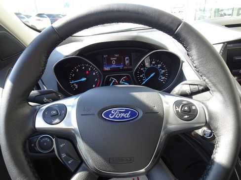 Used 2015 Ford Escape Titanium image 21