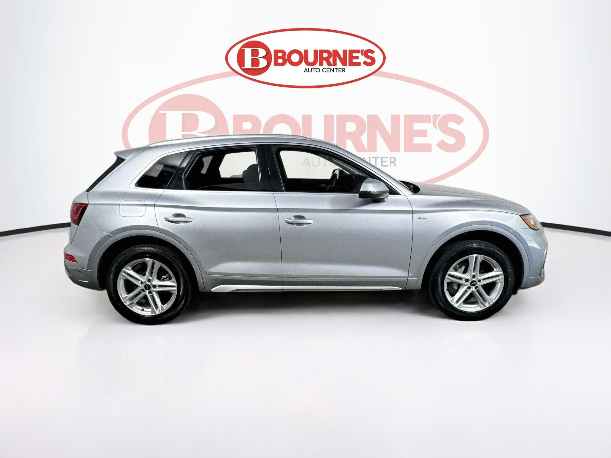 Used 2023 Audi Q5 e Premium Plus w/ Premium Plus Package AWD/4WD image 12