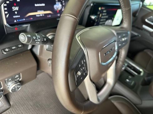 Used 2026 GMC Sierra 1500 Denali w/ Technology Package RWD image 21