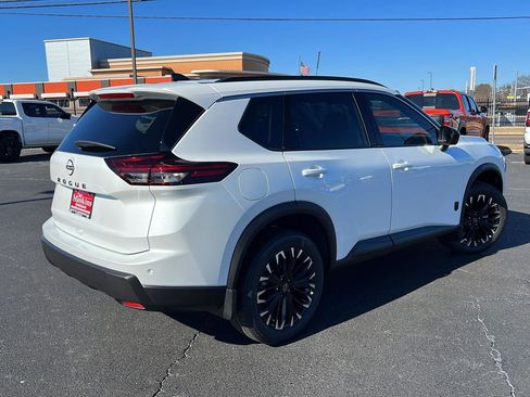 New 2026 Nissan Rogue SV image 5