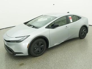 New 2026 Toyota Prius LE video 1