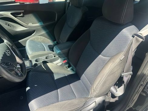 Used 2013 Hyundai Elantra FWD image 7