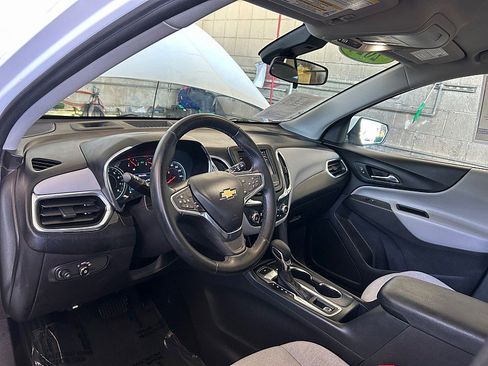 Used 2024 Chevrolet Equinox LT AWD/4WD image 18