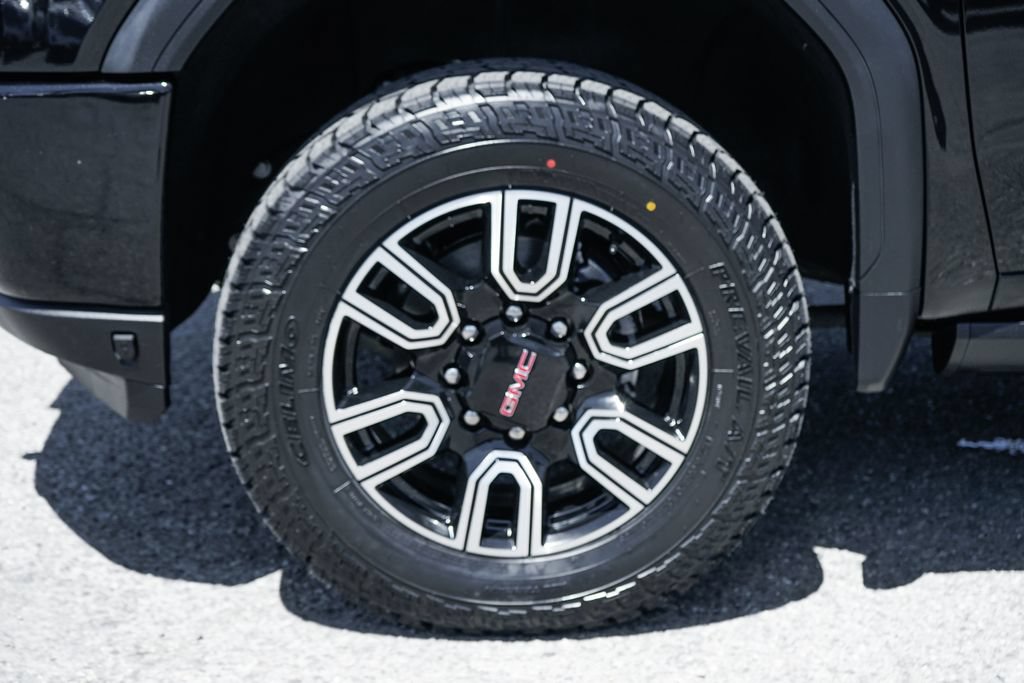 Used 2023 GMC Sierra 2500 AT4 AWD/4WD image 42