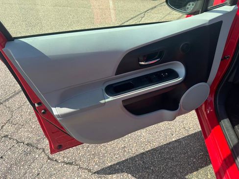 Used 2014 Toyota Prius C Two image 9