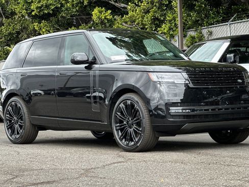 New 2026 Land Rover Range Rover Long Wheelbase SE AWD/4WD image 6